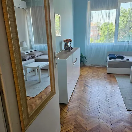 St Atanasius - вaths View شقة *